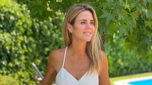 El llamativo gesto de Amelia Bono con el que aparta a Raphael y Natalia Figueroa