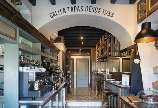 Interior de Califa Tapas