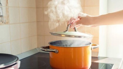 ✓ ¿Cómo eliminar el olor a comida en cocinas profesionales?