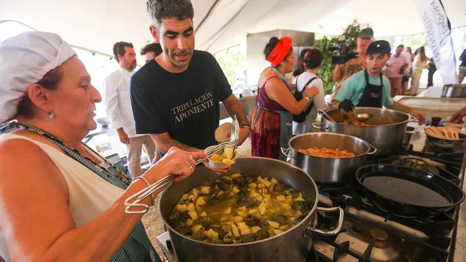 Ángel León reúne en Benalup a lo mejor de la gastronomía y la ciencia