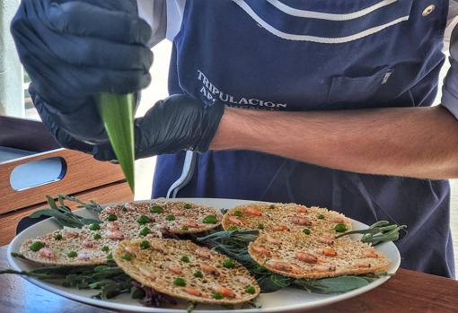 La tortilla de camarón de Ángel León estará en el menú