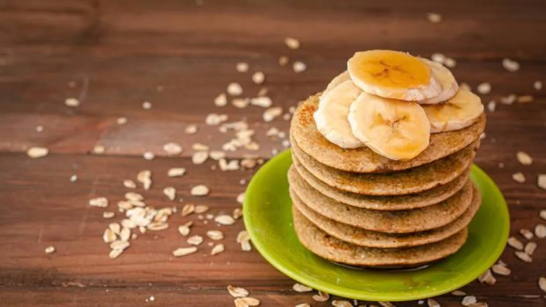 Tortitas de avena y plátano: una receta saludable y esponjosa para tus  desayunos y meriendas
