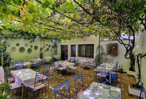 El patio del restaurante de Grazalema