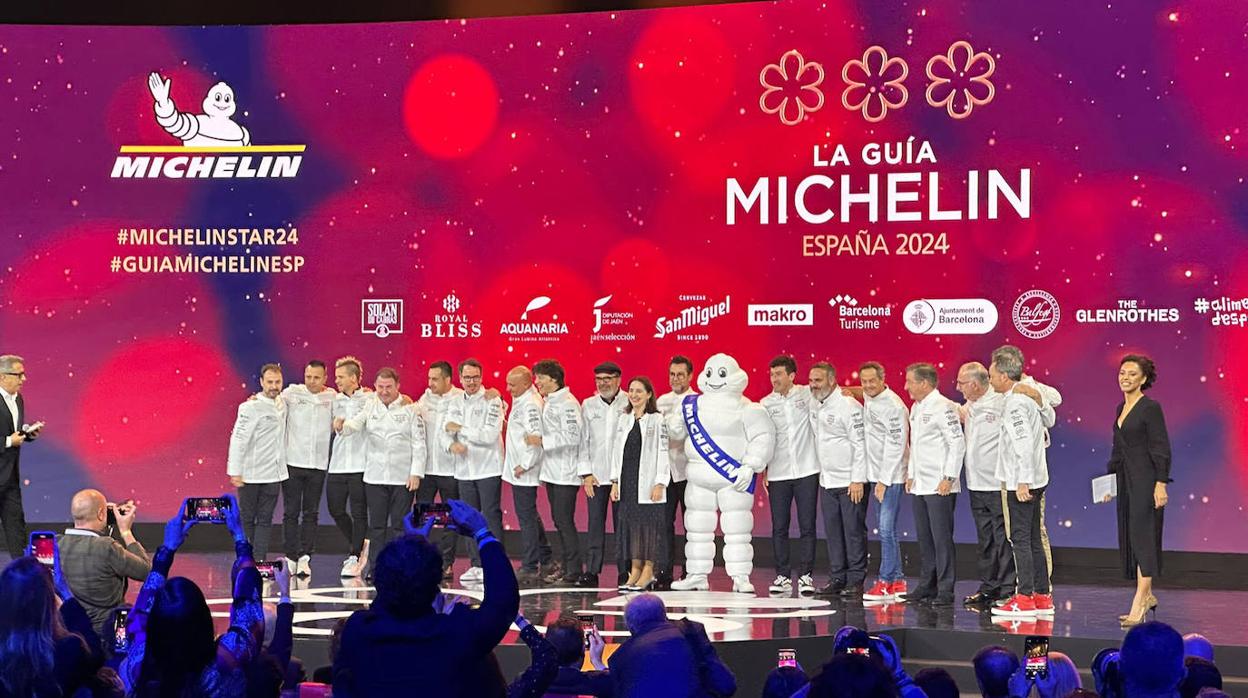 Foto de grupo de los tres estrellas Michelin en Barcelona