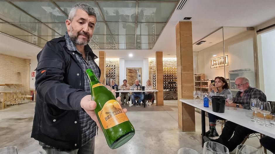 Josema Azpeitia lleva los productos vascos a Listán Wine Tasca