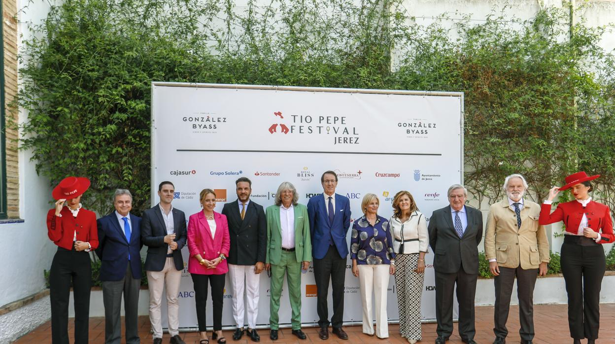 Veranea en la Bodega 2024: Gastronomía, música y vino en las Bodegas Tío Pepe de Jerez