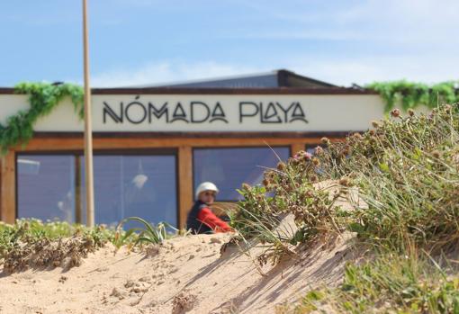 Nómada Playa inaugura la temporada de verano con un ronqueo gratuito y música en vivo