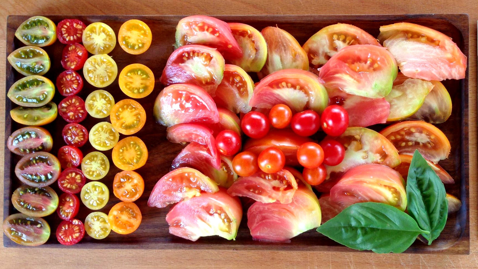 ¿Quieres asistir a una cata de tomates ecológicos en Conil?