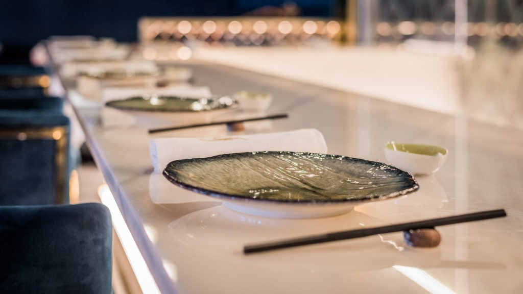 omakase sushi bar en restaurante feliz en estepona 1. 