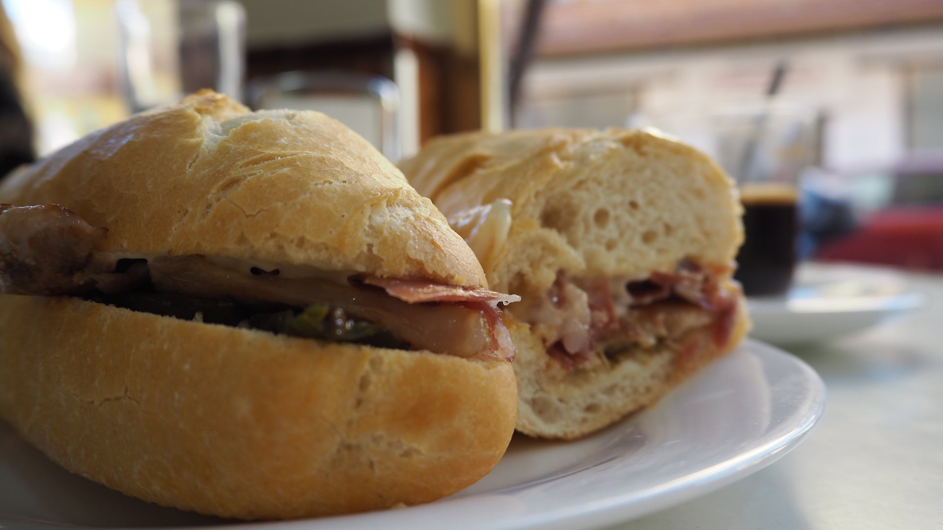 El secreto del serranito del bar El Teba en Fuengirola