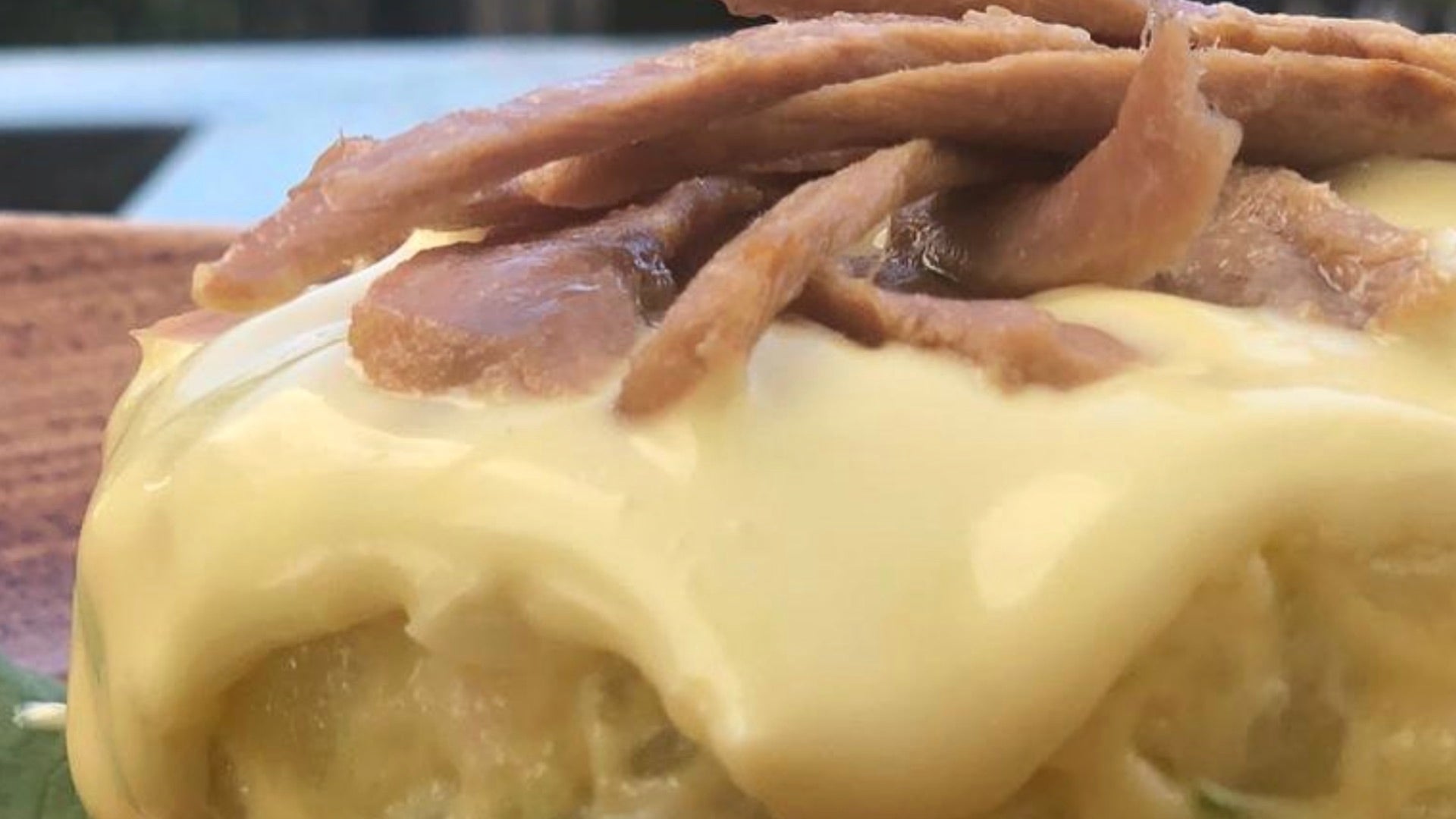 Los secretos de la ensaladilla rusa del Candado Golf en Málaga, la mejor de España