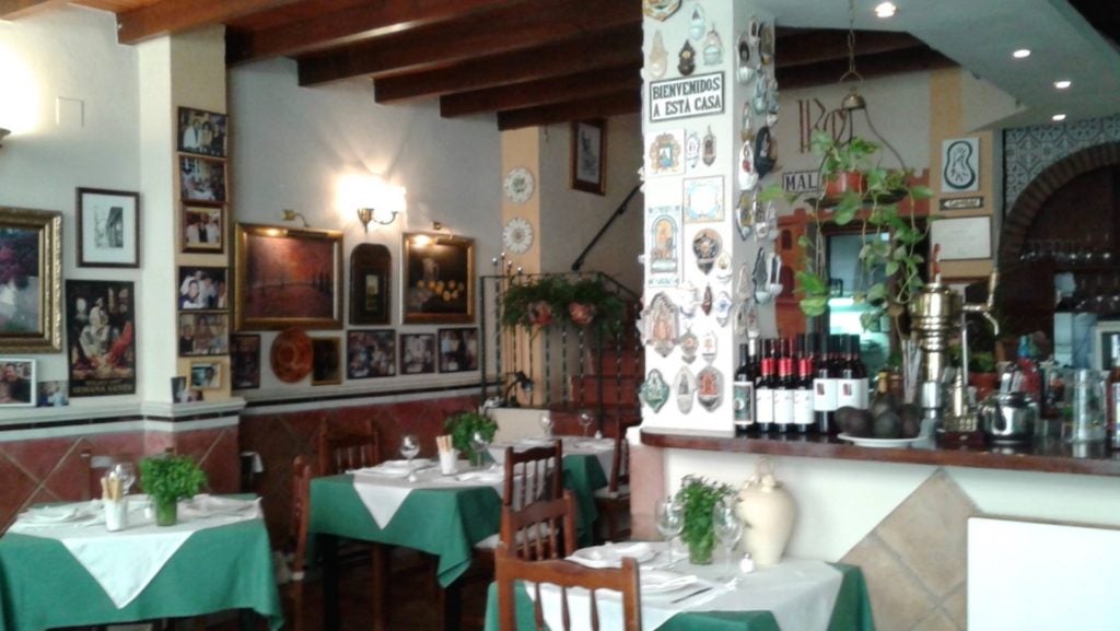 restaurante meson rincon catedral en el centro de malaga 3. 