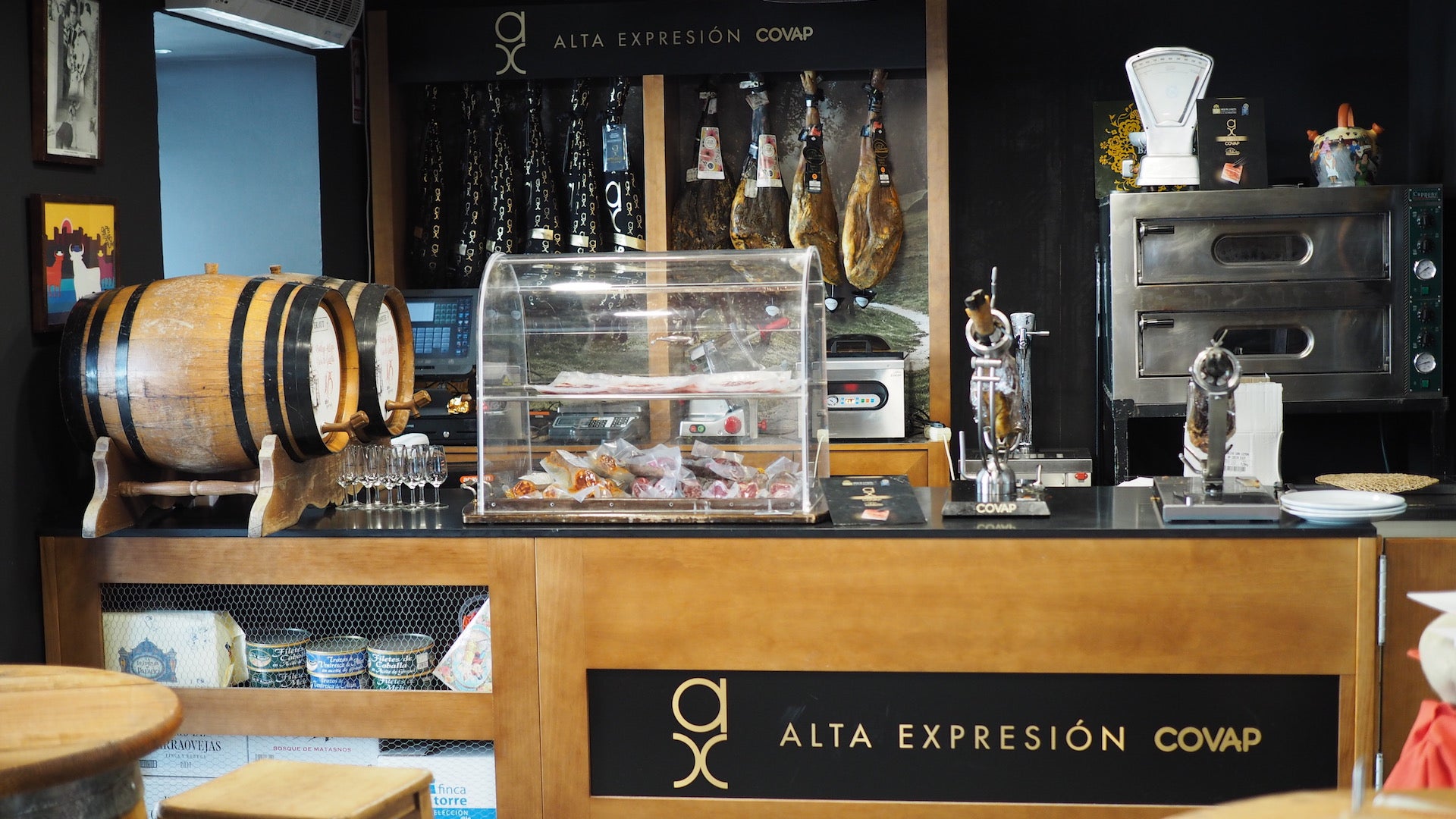 El Timbre, la nueva taberna selecta en Málaga de Alea y Covap