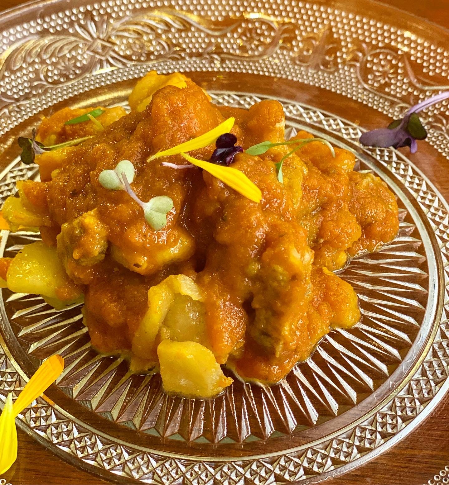 Autenticidad y tipismo gastronómico: Un recorrido fascinante por la cocina tradicional cordobesa y por sus vinos