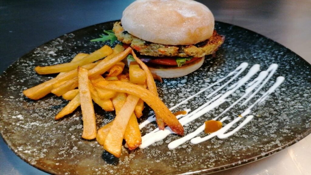 Hamburguesa+de+Quinoa-1920w. 