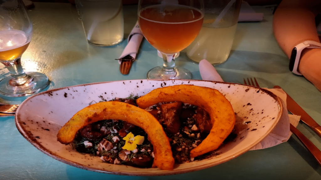 Screenshot 2021-09-26 22.20.36. 