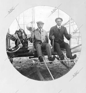 Los Hermanos Orville y Wilbur Wright