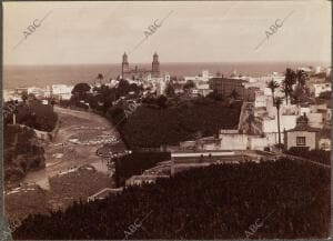Vista de la ciudad de las Palmas, donde se Encuentra actualmente S.M. el Rey