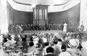 Velada Literario-musical Celebrada por lo Rat Penat, ateneo Científico, círculo...