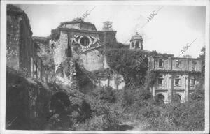 Ruinas del famoso monasterio de sobrado de los Monjes