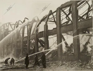Incendios de la fábrica de municiones de Roebling, que quedó totalmente...