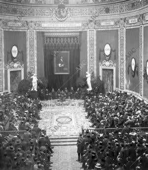 Solemne sesión de apertura de la asamblea Organizada por la asociación de...