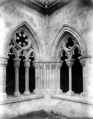 Ventanales del claustro de la catedral del ciudad Rodrigo (Salamanca)