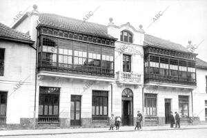 Edificio del Vasco-español solemnemente Inaugurado el domingo Último