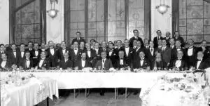 Banquete celebrado en obsequio de los Asambleistas en el pasaje de oriente