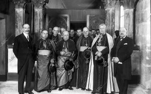 Inauguración de la interesante exposición de arte gallego por el cardenal...