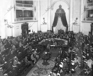 en el salón de Sesiones del palacio del Senado, se Celebró la Iv reunión del...