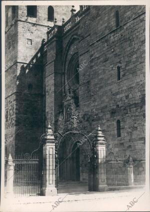 Sigüenza. Atrio de la catedral