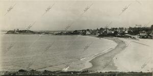 Santander, 1930 (CA.). Vista de la playa del Sardinero