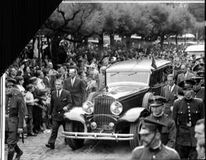 Llegada del presidente de la república D. Niceto Alcalá-Zamora