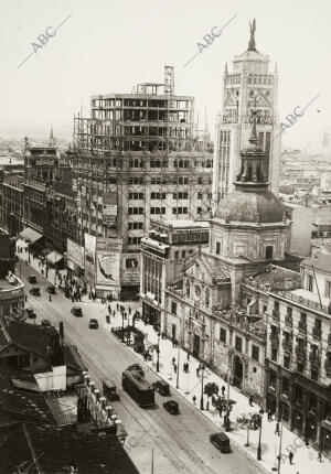 en 1933. La Calle Alcalá en los años 30