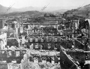 Guernica tras los Bombardeos de 1937
