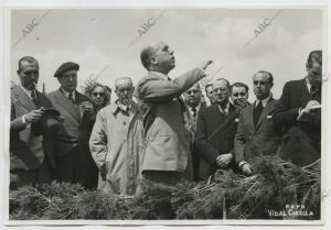 El ministro de Obras Públicas pronuncia un discurso en la inauguración de las...