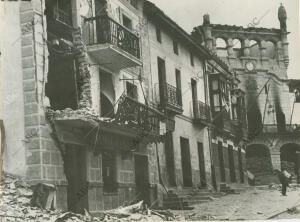 Munguía destruído tras los bombardeos de la Guerra Civil, tal como lo...