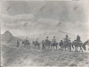 Caravana de Burros camino del veleta en Sierra Nevada, Granada