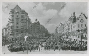 Aspecto de la avenida del Generalísimo, ocupada por los excombatientes de la...