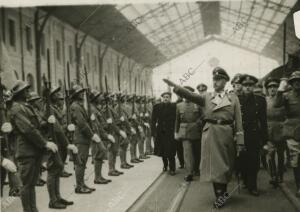 Himmler en España: en la Imagen, en su Llegada A Madrid