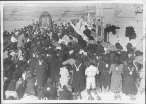 Con motivo del 75 Años de la entrega del milagroso cuadro de la Virgen del...