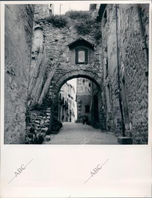 Calle de Besalu (Gerona)