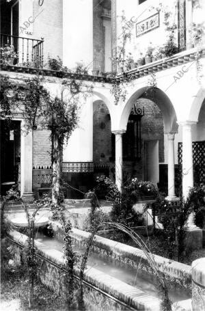 El patio Sevillano (A. Rodríguez Buzón)