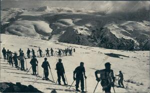 Esquiadores Regresando de la ascensión al Mulhacén