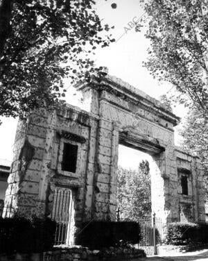 Entrada al pabellón de Aragón de la Feria nacional del campo
