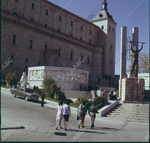 Ambiente entorno al Alcázar