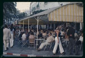 Terraza de un bar en la Plaza de San Juan de Dios