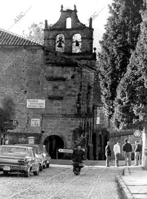 Fachada del Museodiocesano Regina Coeli (Cantabria)