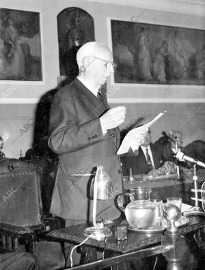 José María Pemán en un discurso